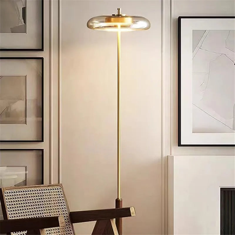 Lumivio - Lampadaire sur pied en acier et verre
