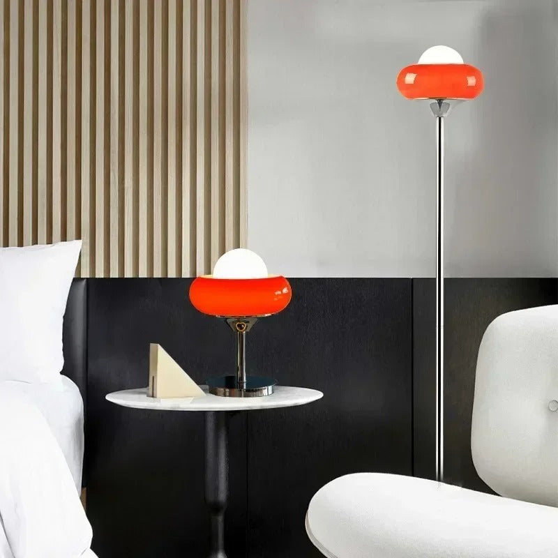 Solina - Lampe à poser avec abat-jour de verre